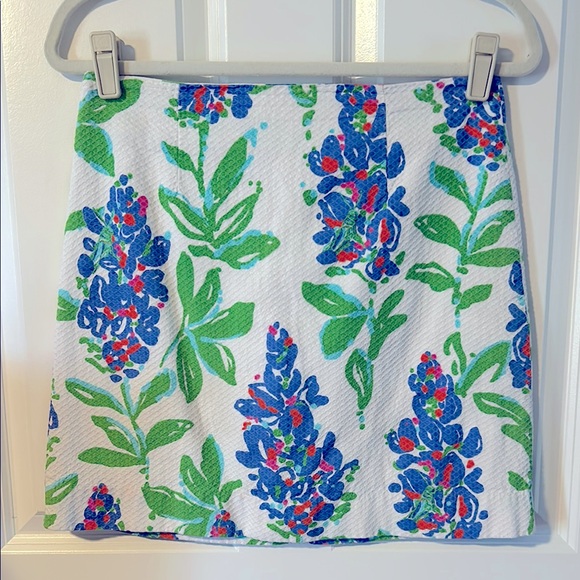 Lilly Pulitzer Dresses & Skirts - Lilly Pulitzer Floral Skirt Size 4